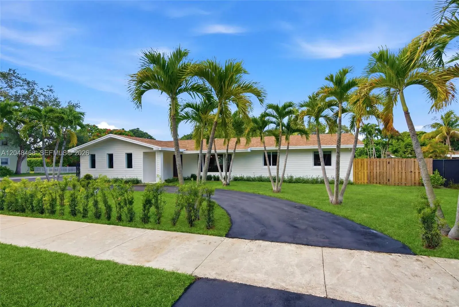 7600 SW 168th St, Palmetto Bay FL 33157
