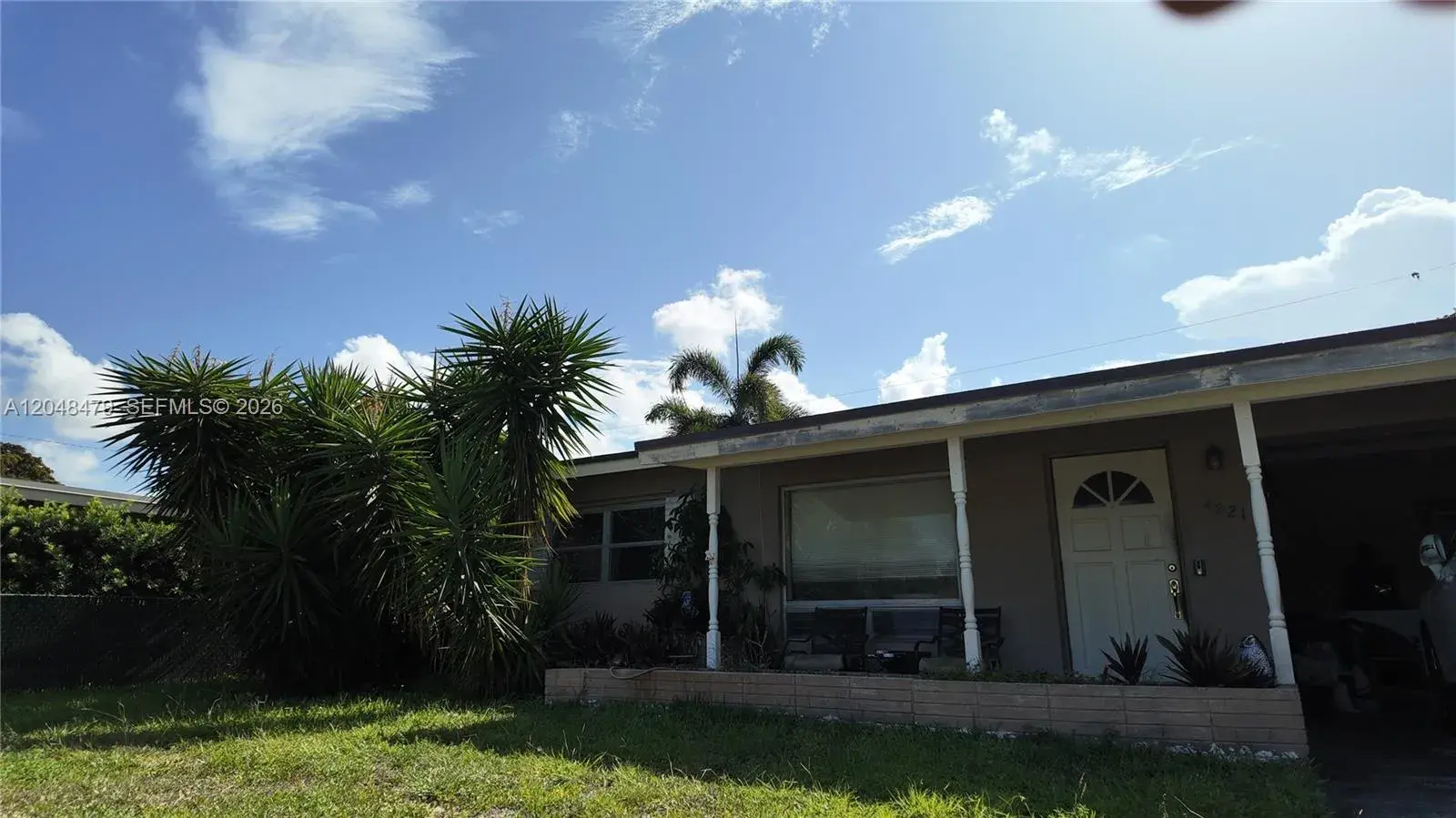 3 bedroom 2 bath for sale at 4821 NE 5th Ter, Oakland Park FL 33334