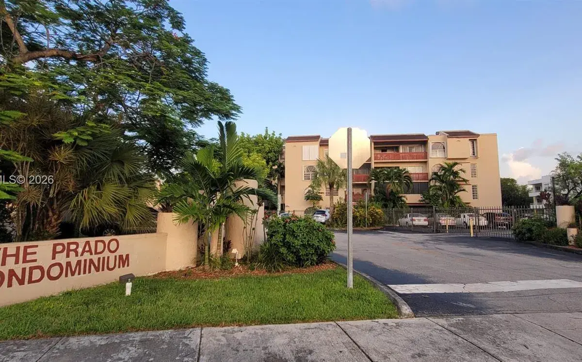 10641 SW 108th Ave # 4A, Miami FL 33176