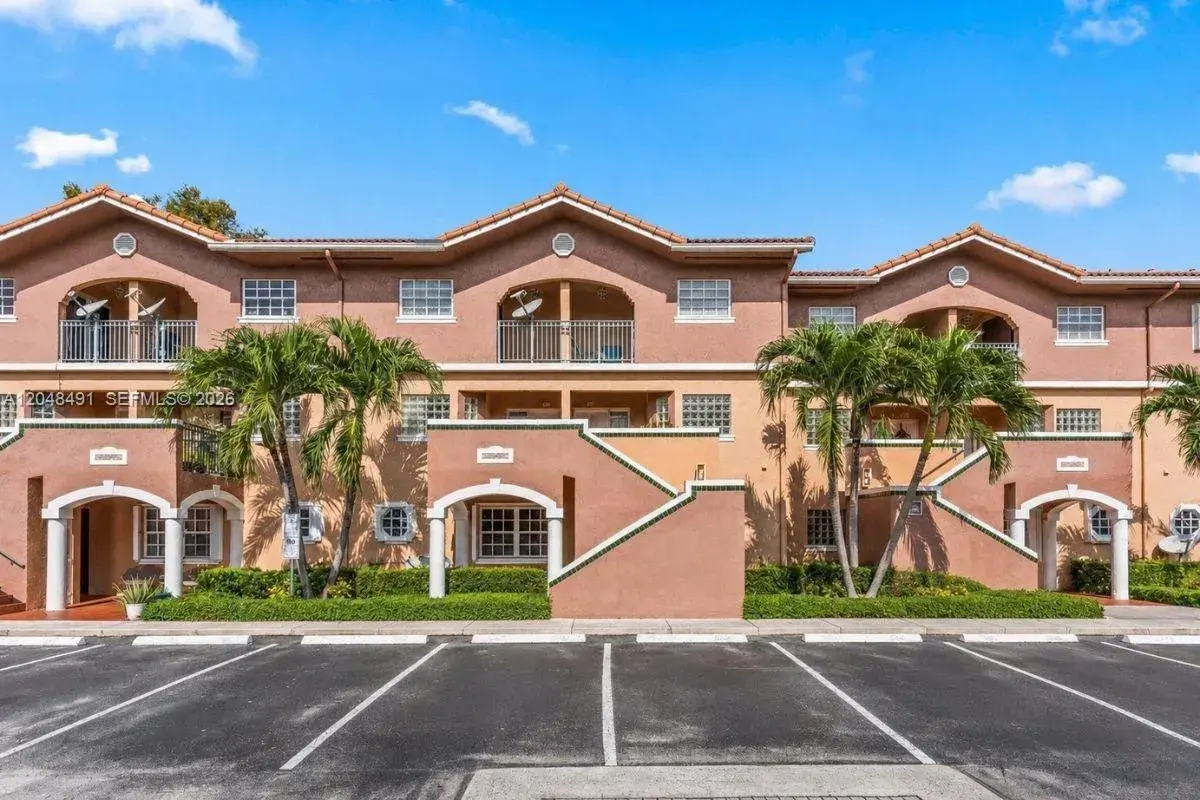 10014 Hammocks Blvd # 4, Miami FL 33196