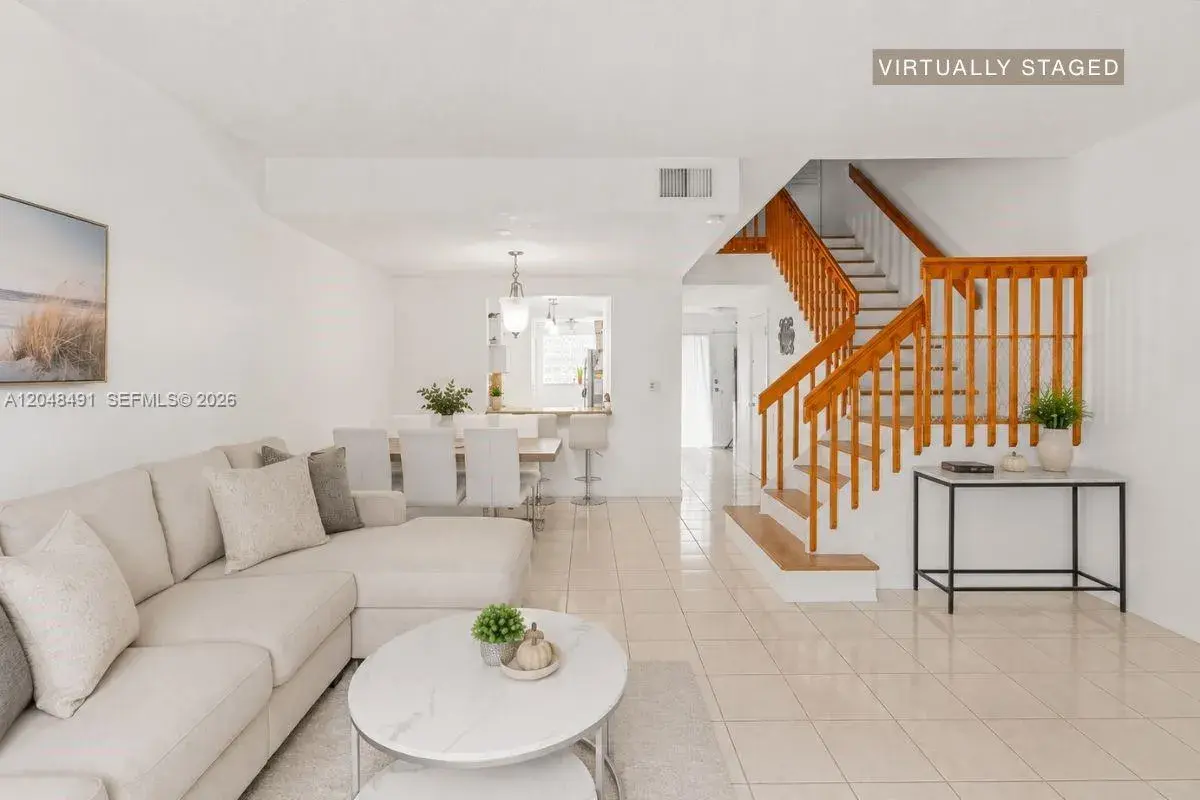 10014 Hammocks Blvd # 4, Miami FL 33196