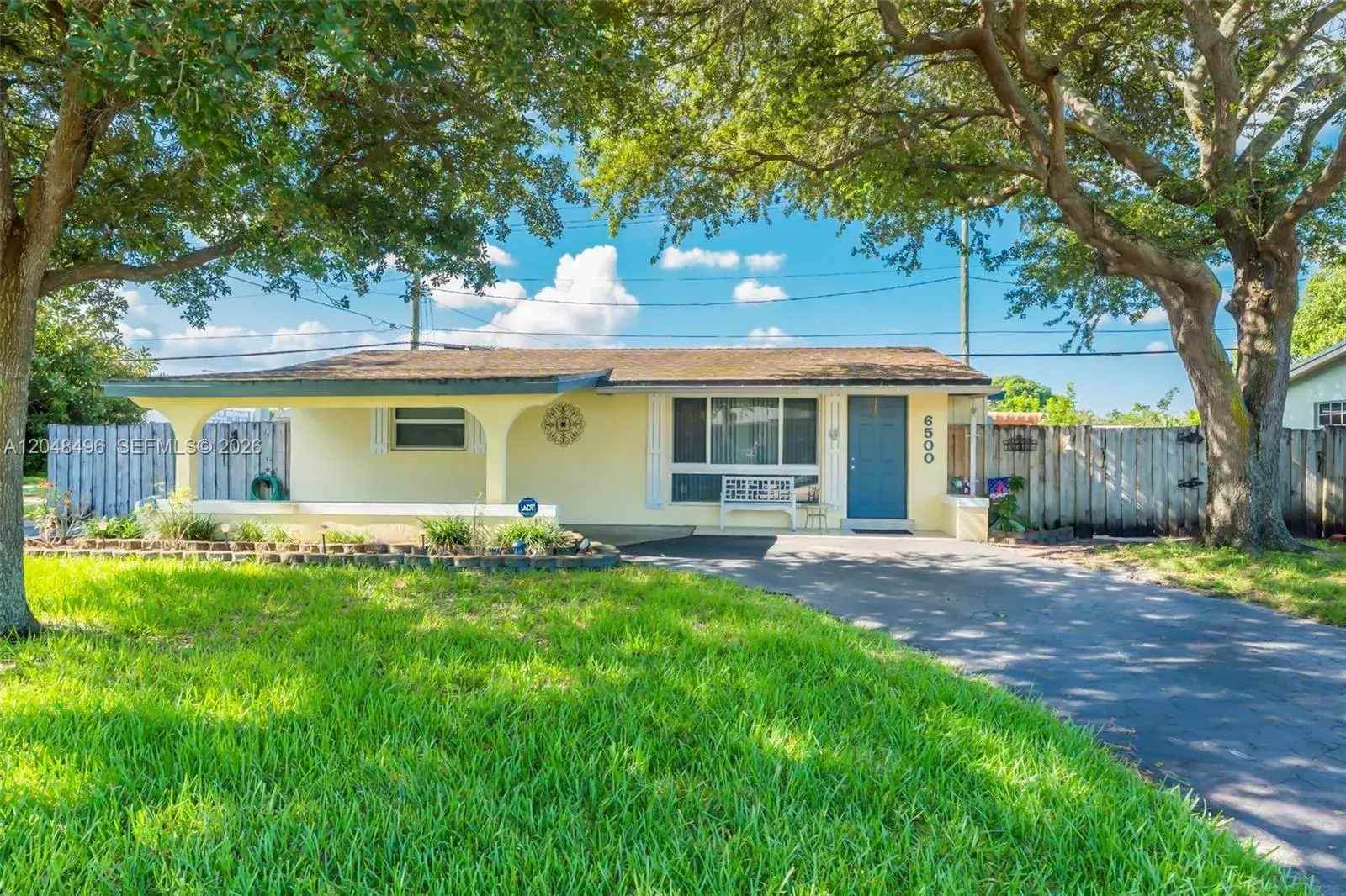 2 bedroom 1 bath for sale at 6500 Fletcher St, Hollywood FL 33023