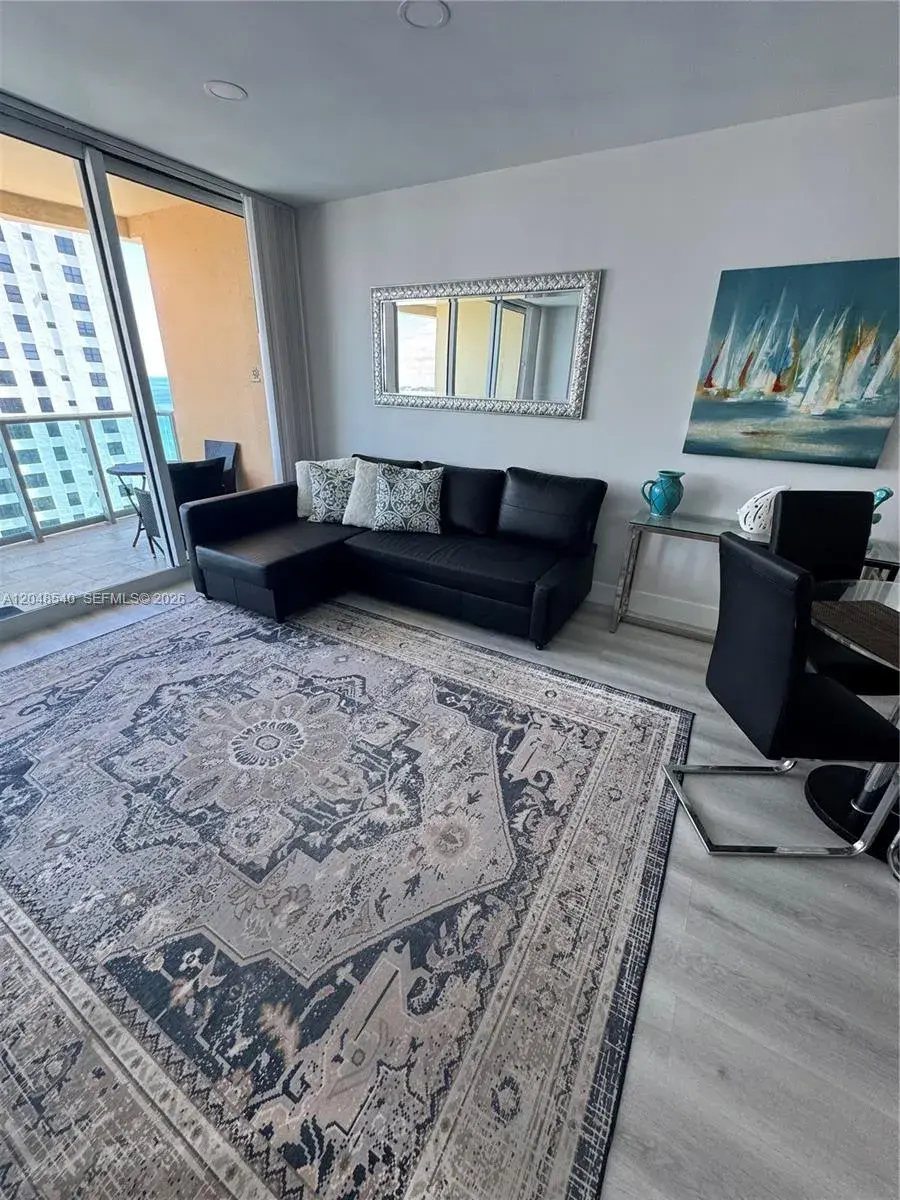 2501 S Ocean Dr, Hollywood FL 33019