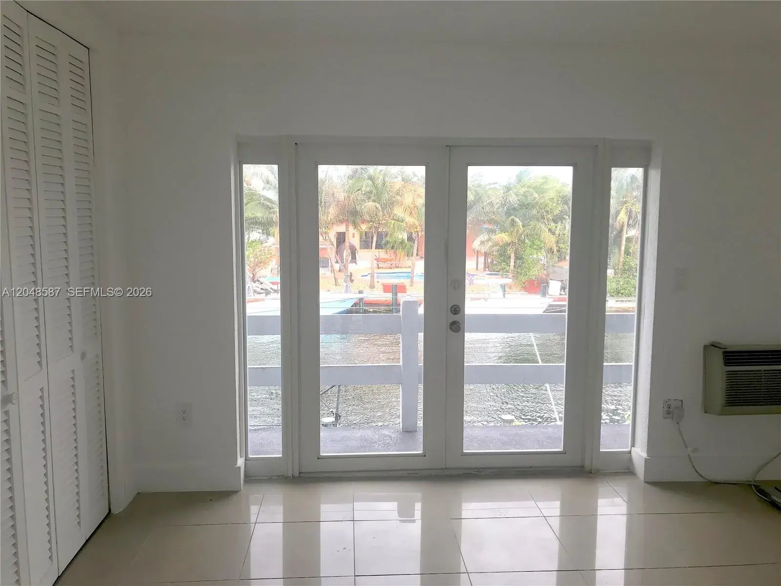 2185 NE 123rd St # 208, North Miami FL 33181