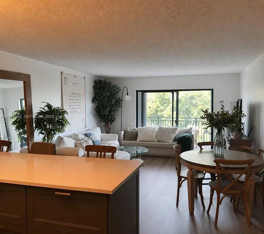 16171 Blatt Blvd # 412, Weston FL 33326