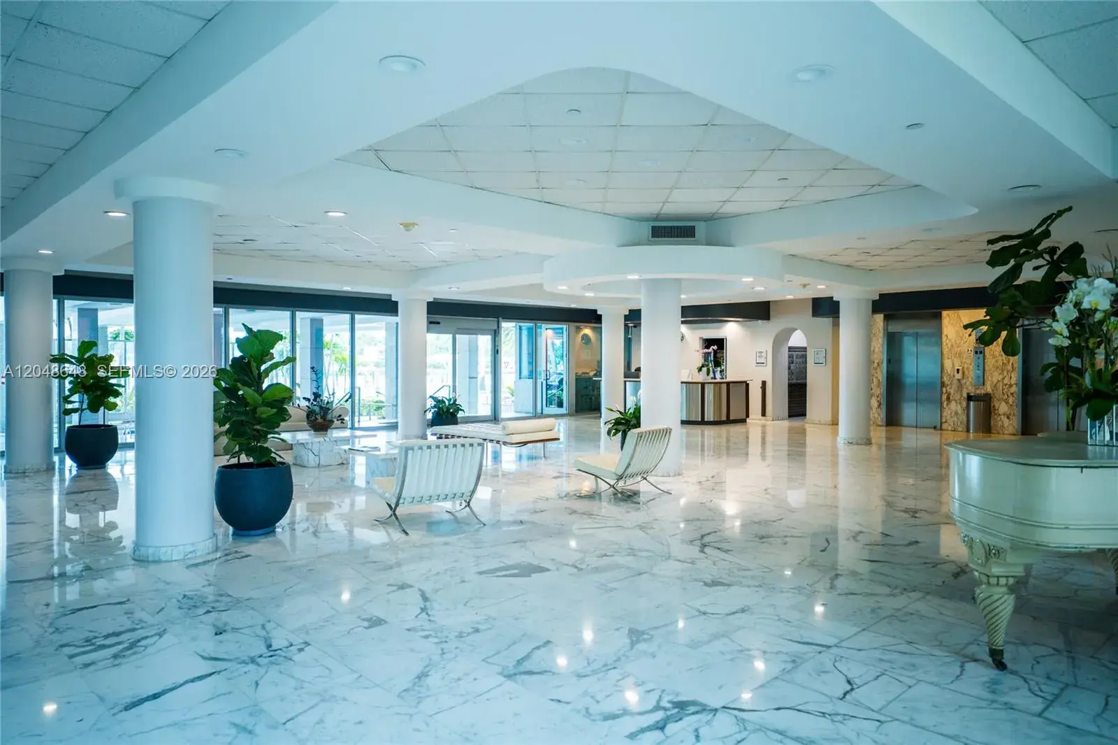 5055 Collins Ave # 14H, Miami Beach FL 33140