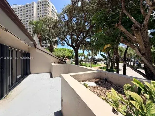 Commercial Sale for sale at 520 Brickell Key Dr # O208, Miami FL 33131