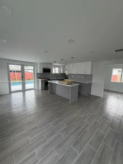 Residential Income for sale at 3515-3517 SW 91st Ave, Miami FL 33165