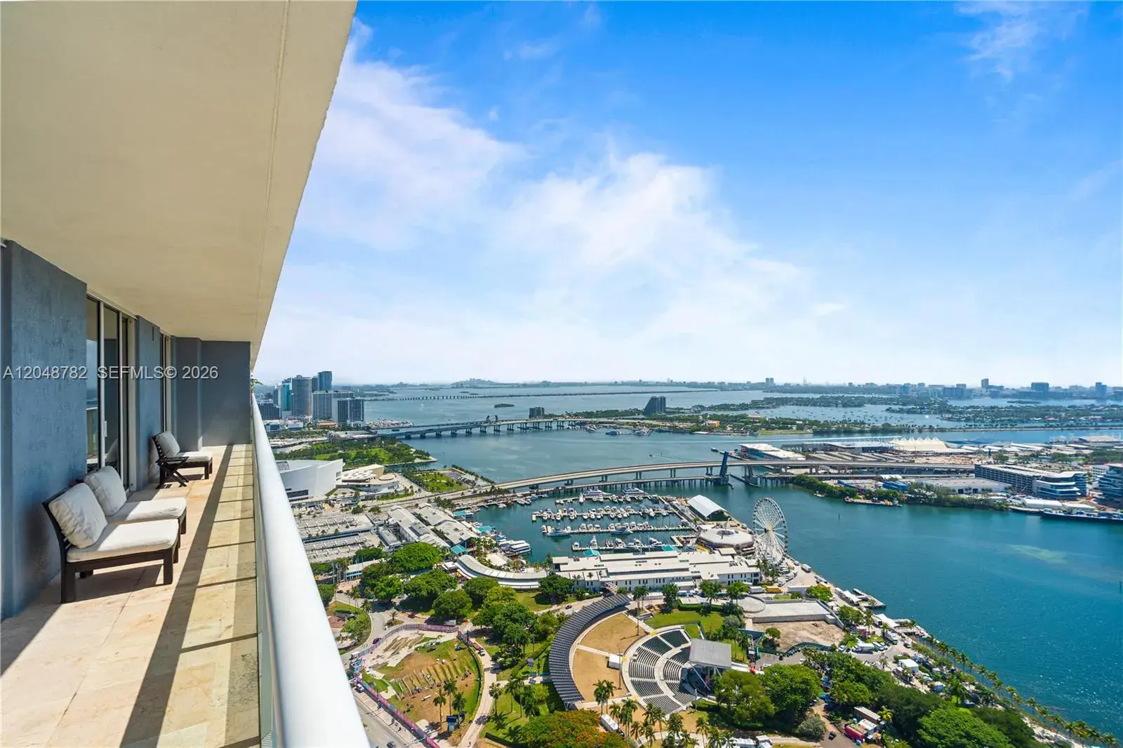 3 bedroom 2 bath for sale at 50 Biscayne Blvd # 5210, Miami FL 33132