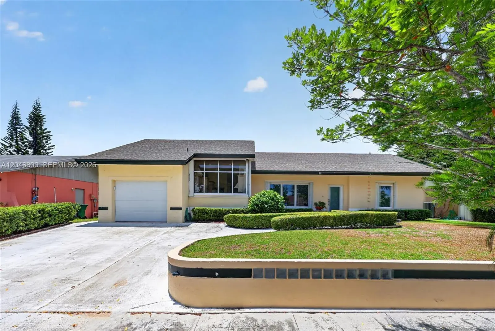 3 bedroom 3 bath Residential for sale at 16430 SW 107th Ct, Miami FL 33157