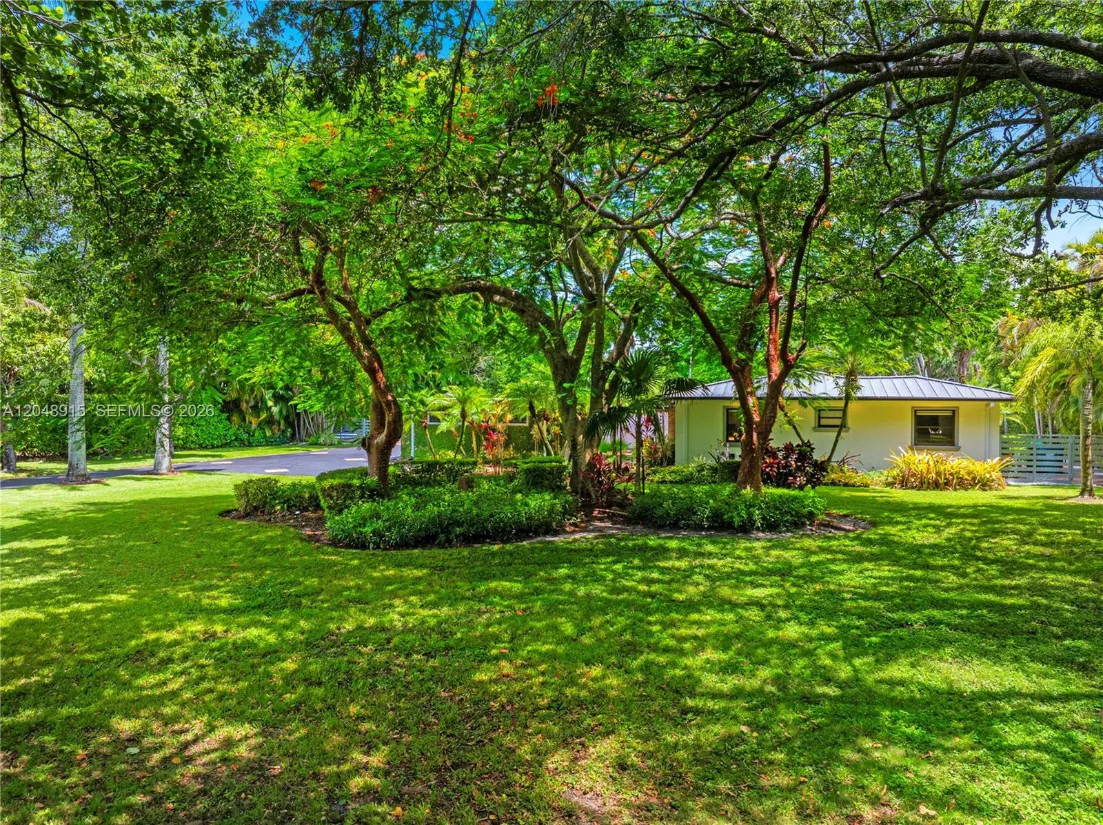8735 SW 122nd St, Miami FL 33176