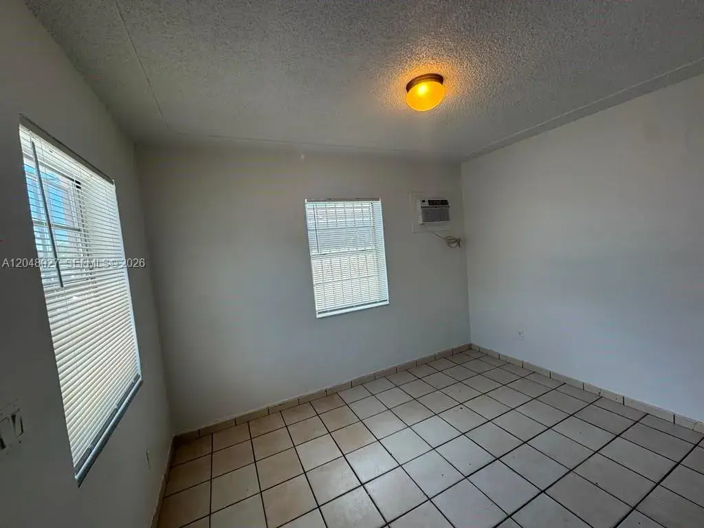 1236 NW 33rd Ave # 1, Miami FL 33125