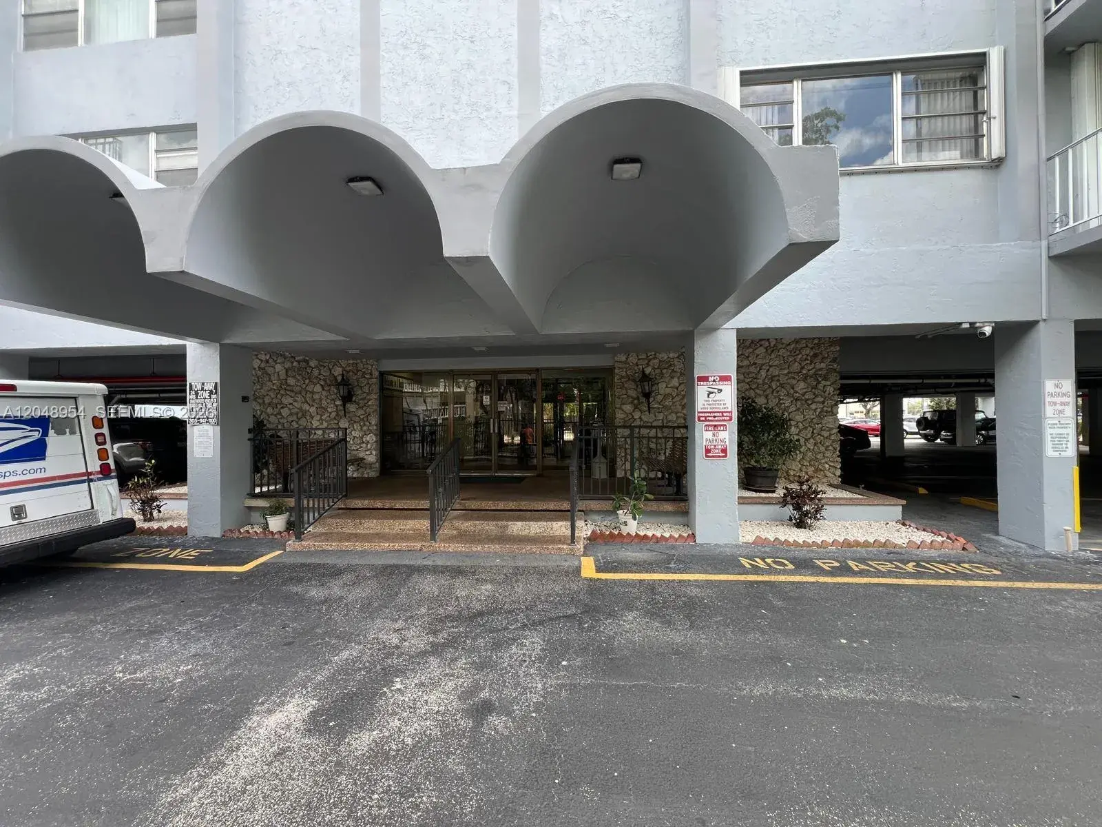 1470 NE 125th Ter # 509, North Miami FL 33161