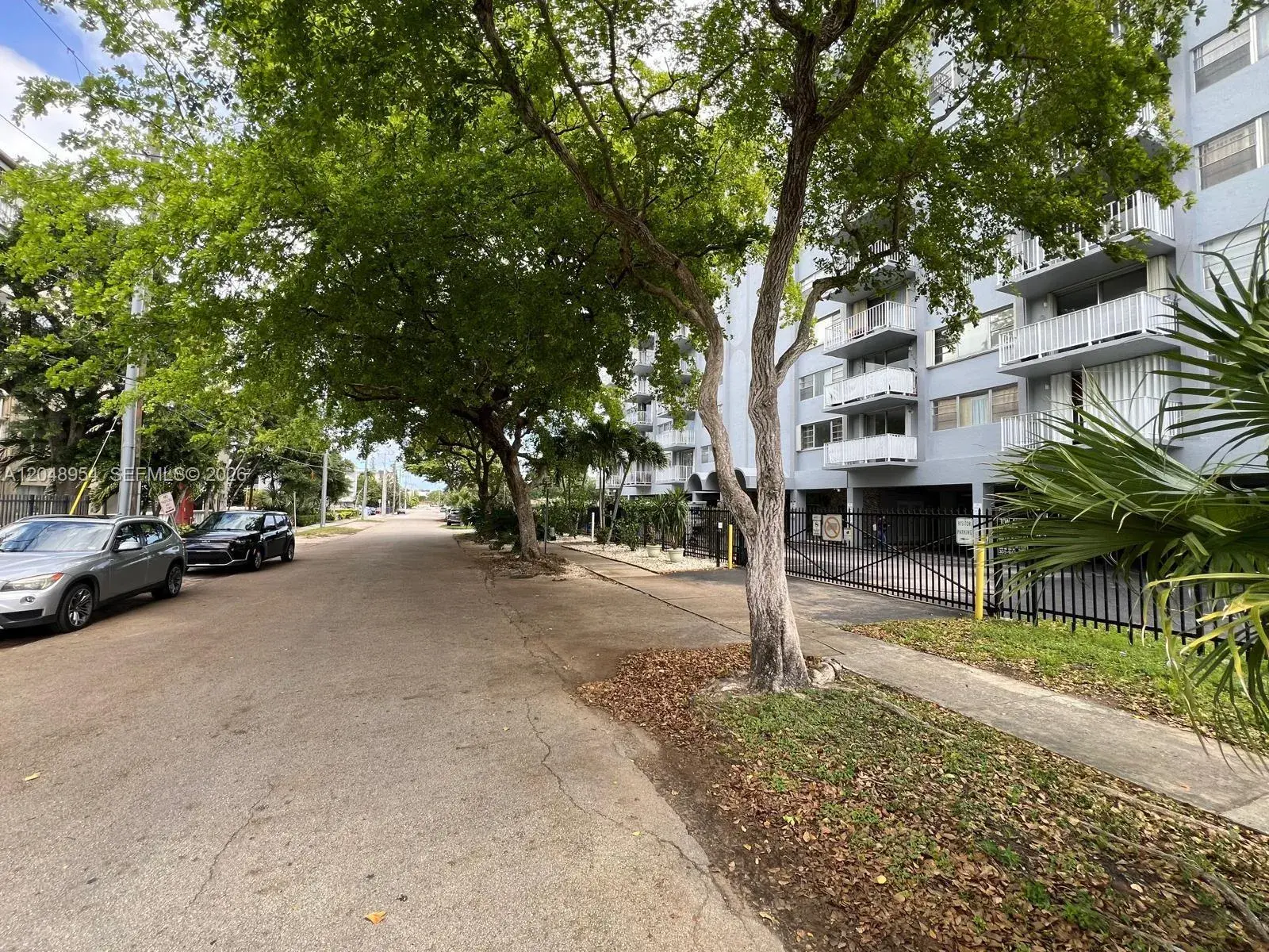1470 NE 125th Ter # 509, North Miami FL 33161