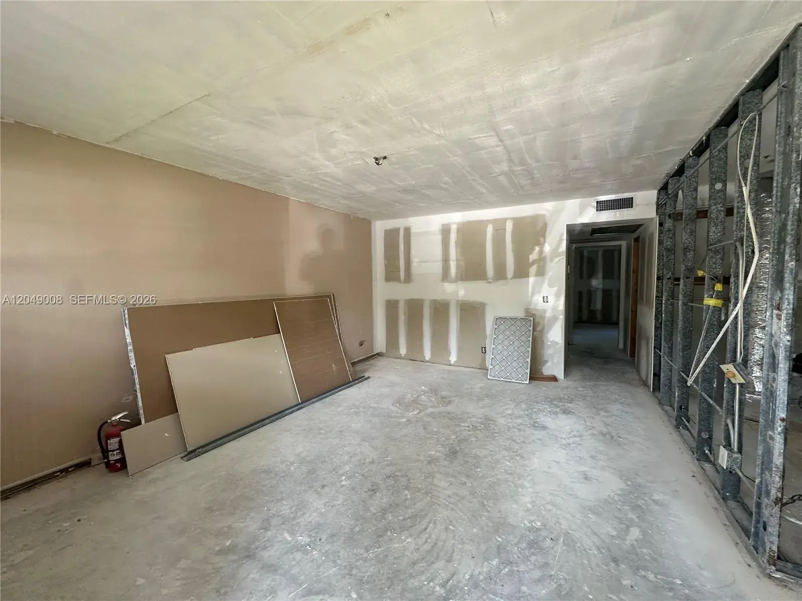 101 SW 132nd Way # 112J, Pembroke Pines FL 33027