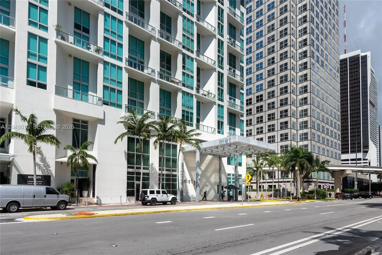 2 bedroom 2 bath Residential Lease for rent at 300 S Biscayne Blvd # 2814, Miami FL 33131