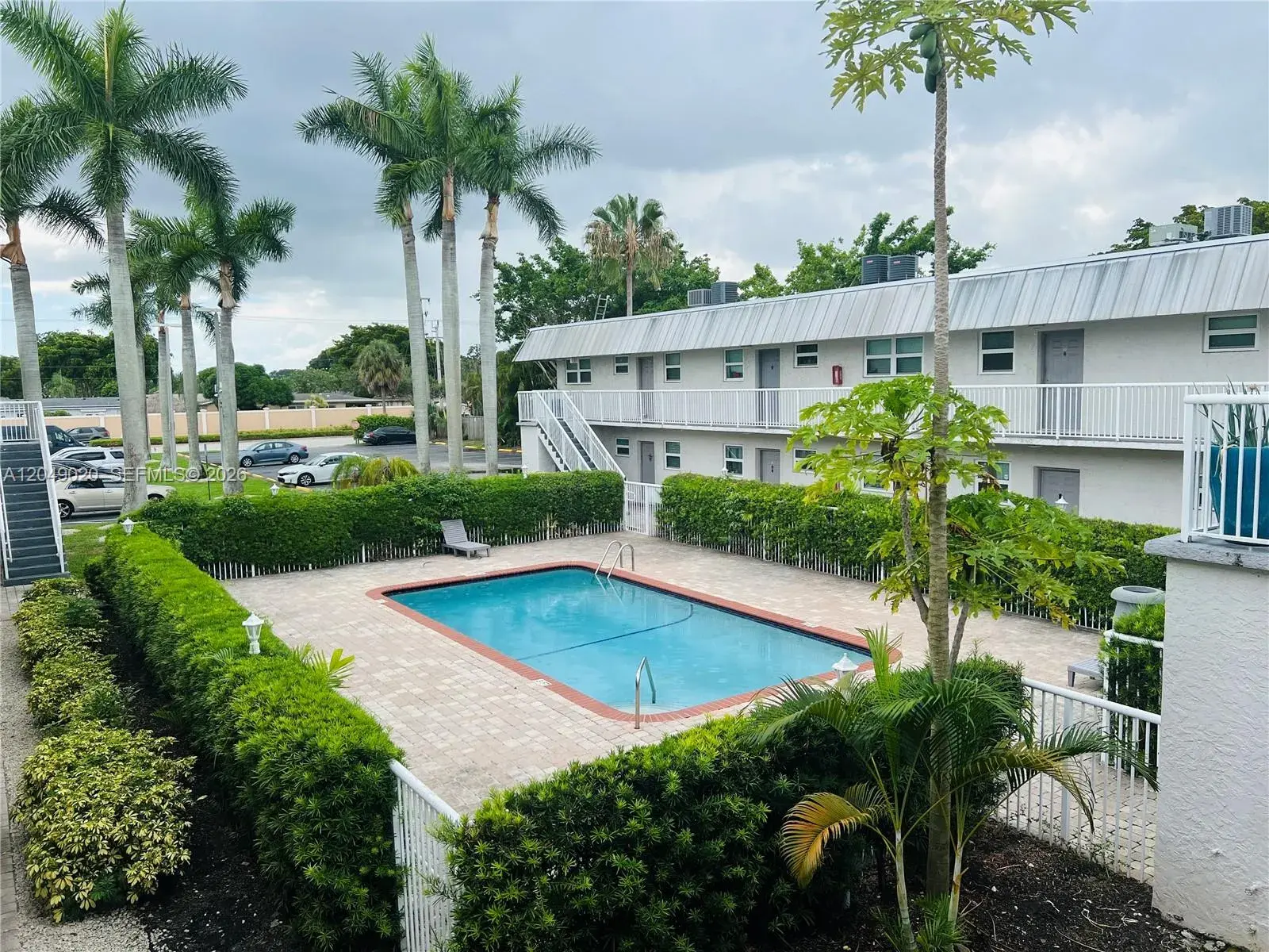 2050 NW 89th Ave # 208, Pembroke Pines FL 33028