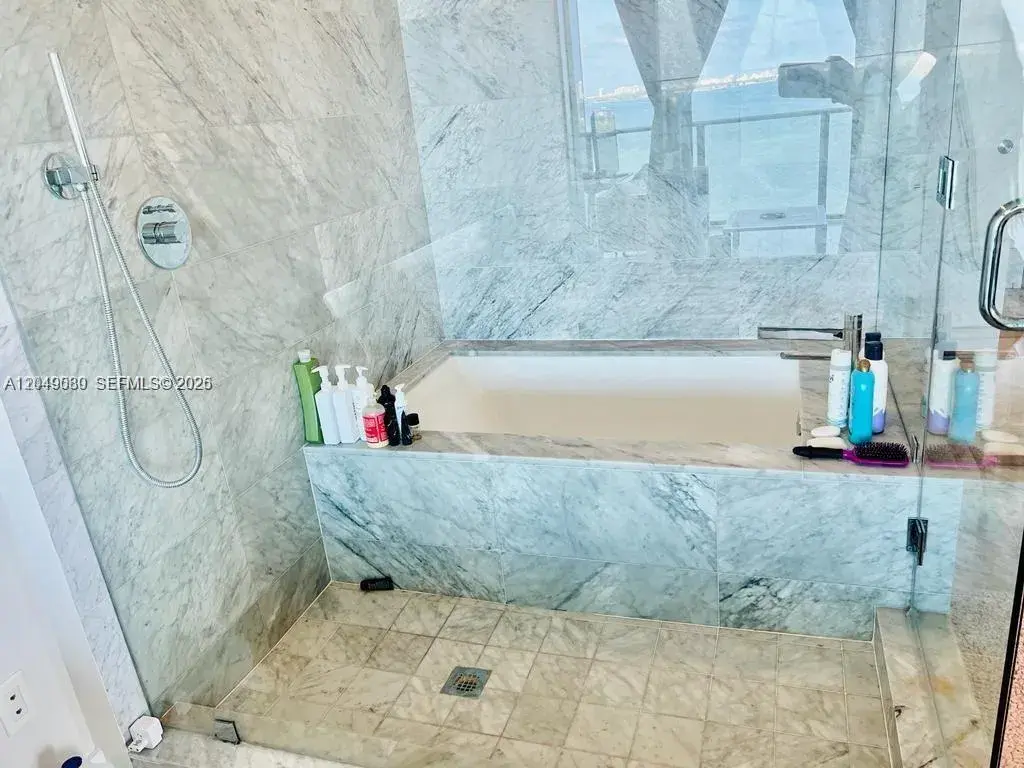 3131 NE 7th Ave # 1806, Miami FL 33137
