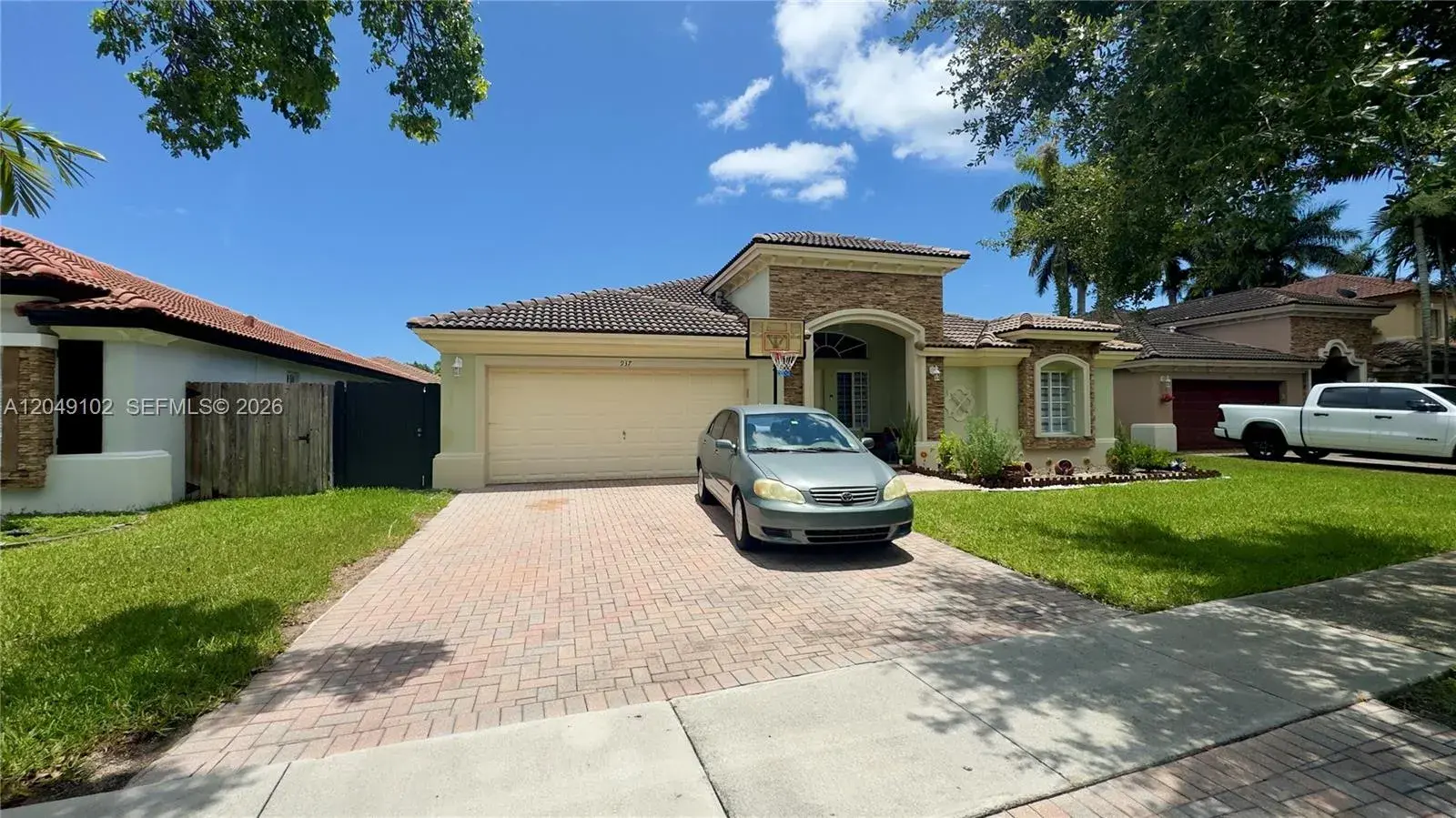 937 NE 35th Ave, Homestead FL 33033