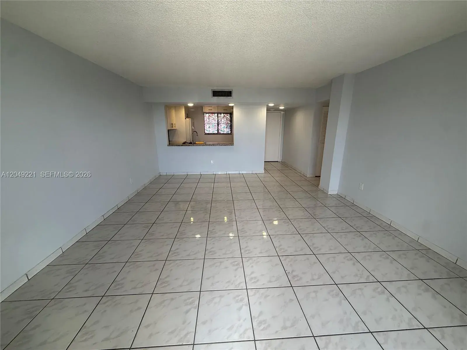 8625 NW 8th St # 420, Miami FL 33126