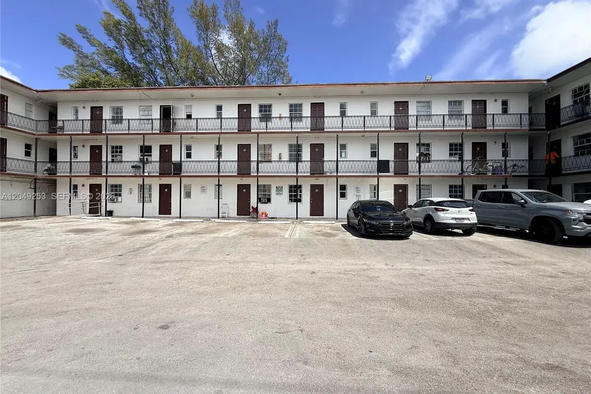 7001 NW 15th Ave # 4, Miami FL 33147