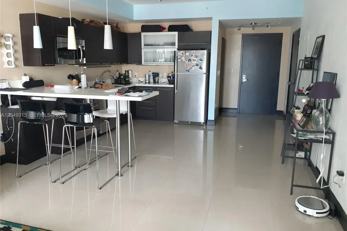 90 SW 3rd St # 1914, Miami FL 33130
