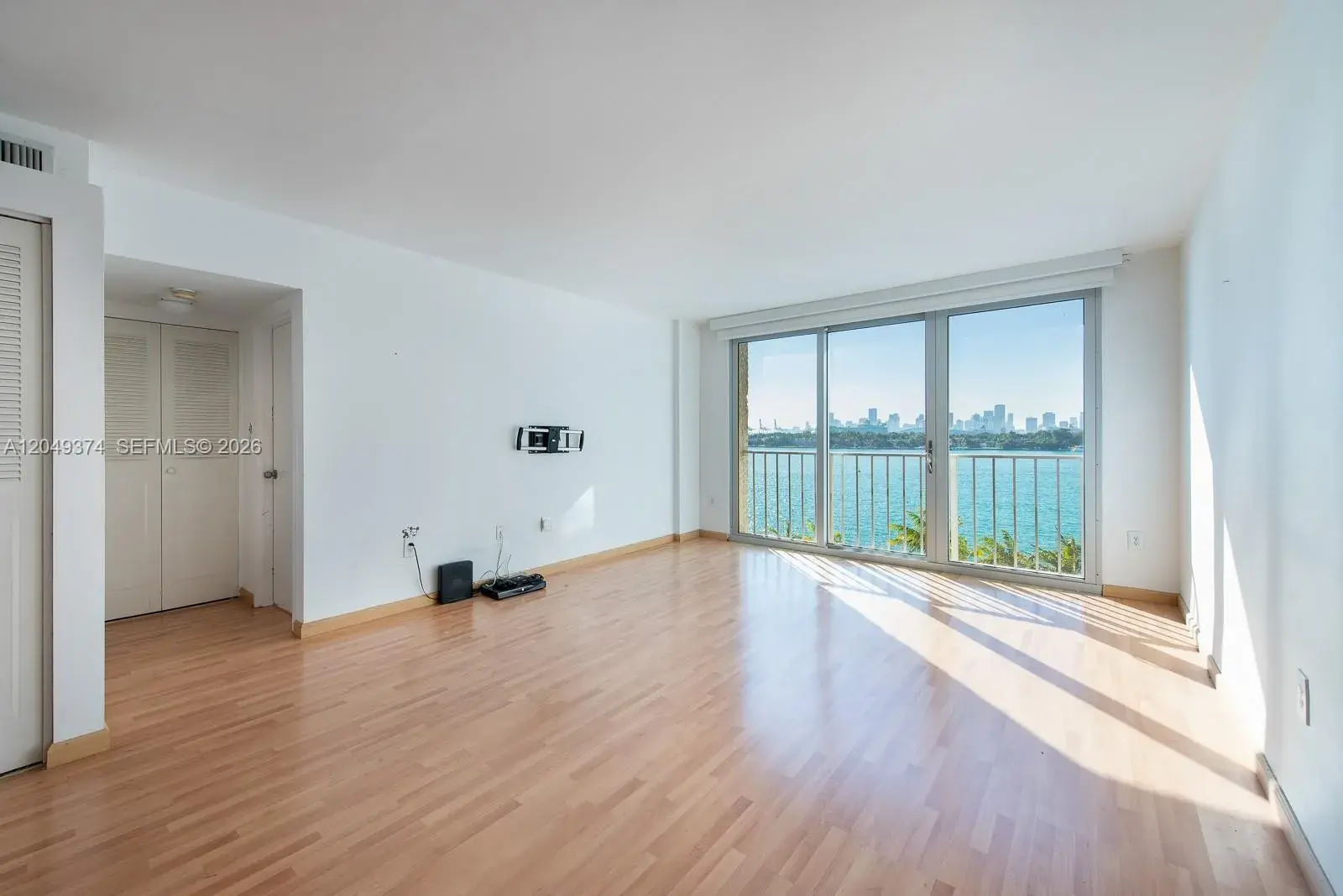 800 West Ave # 631, Miami Beach FL 33139