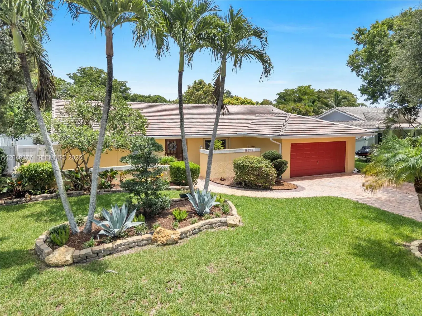 8177 NW 1st St, Coral Springs FL 33071