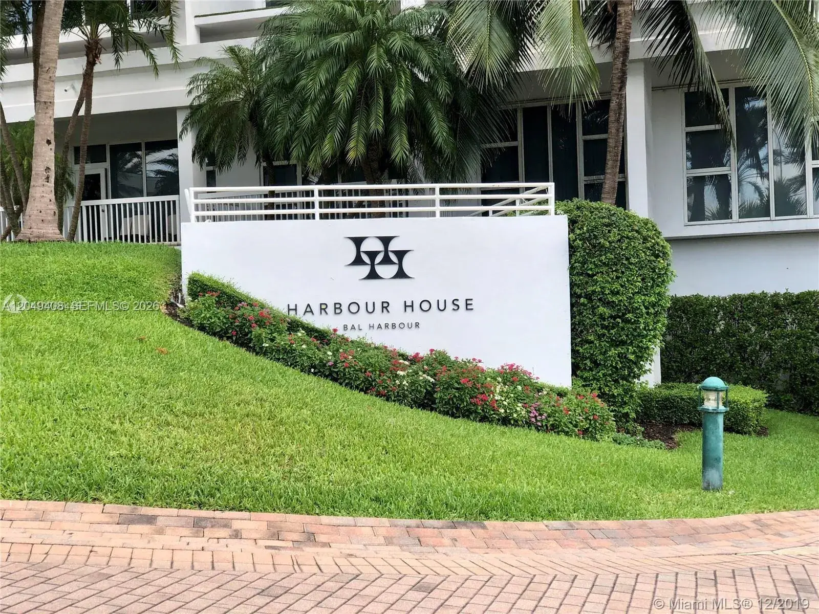 10275 Collins Ave # 230, Bal Harbour FL 33154