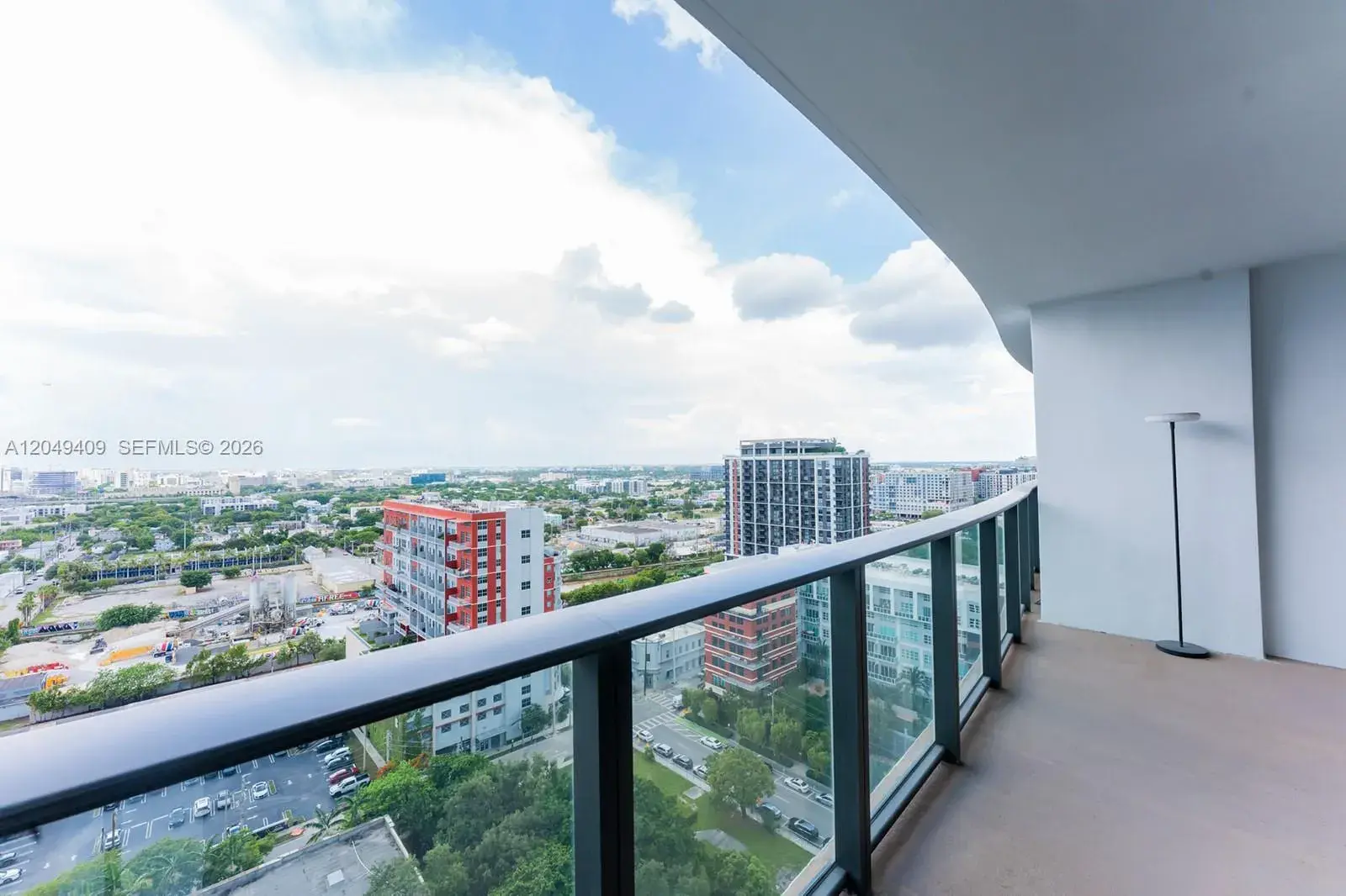 1 bedroom 1 bath Residential Lease for rent at 1600 NE 1st Ave # 1814, Miami FL 33132