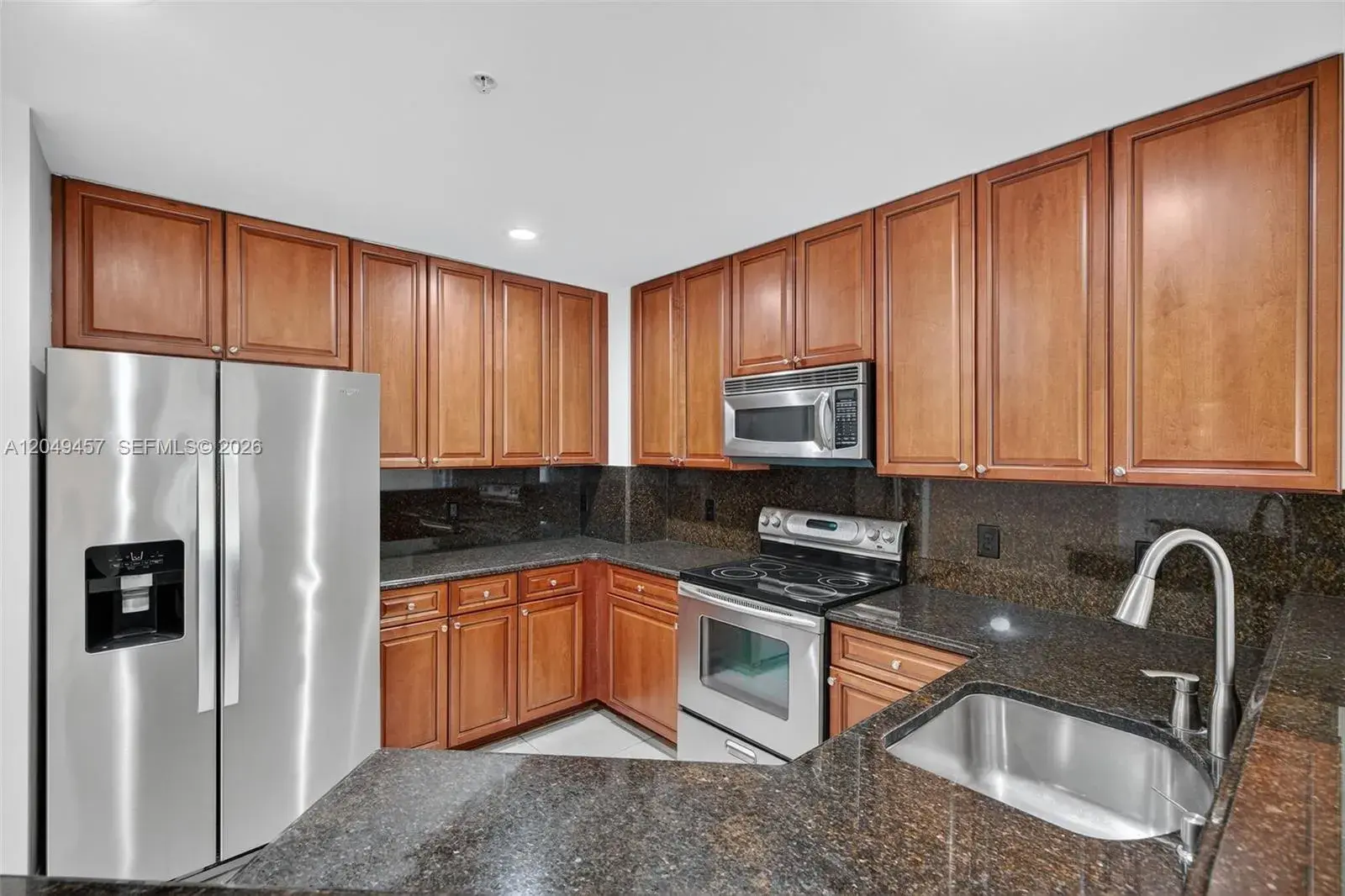 704 SW 1st Ave, Pompano Beach FL 33060