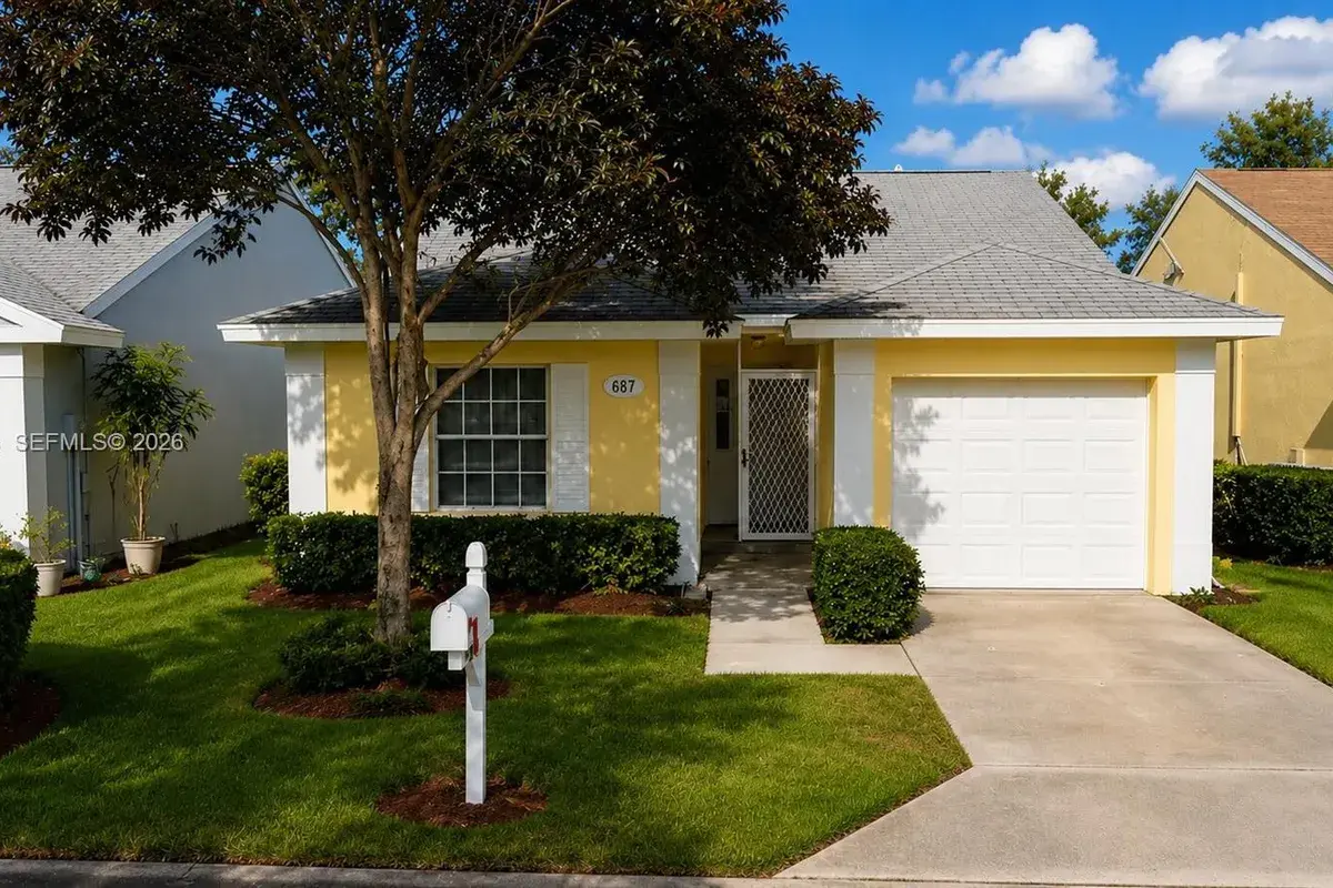 687 SE 22nd Dr, Homestead FL 33033