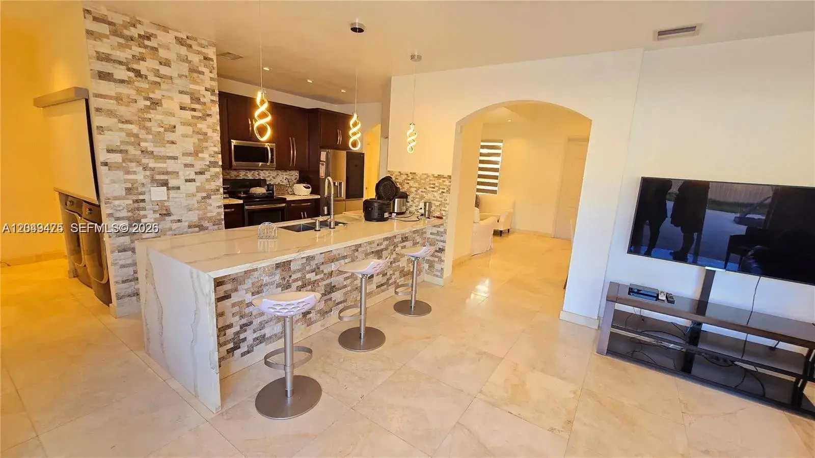 2105 NE 40th Ave, Homestead FL 33033