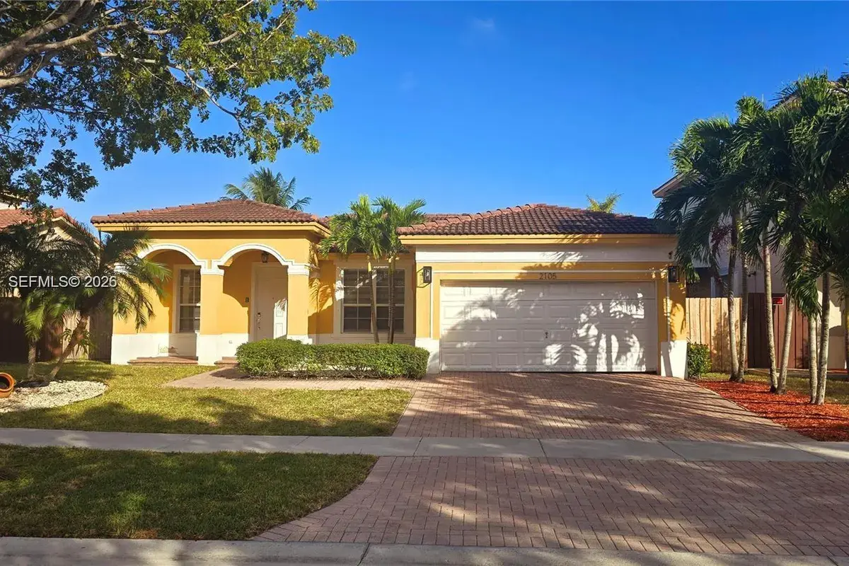 2105 NE 40th Ave, Homestead FL 33033