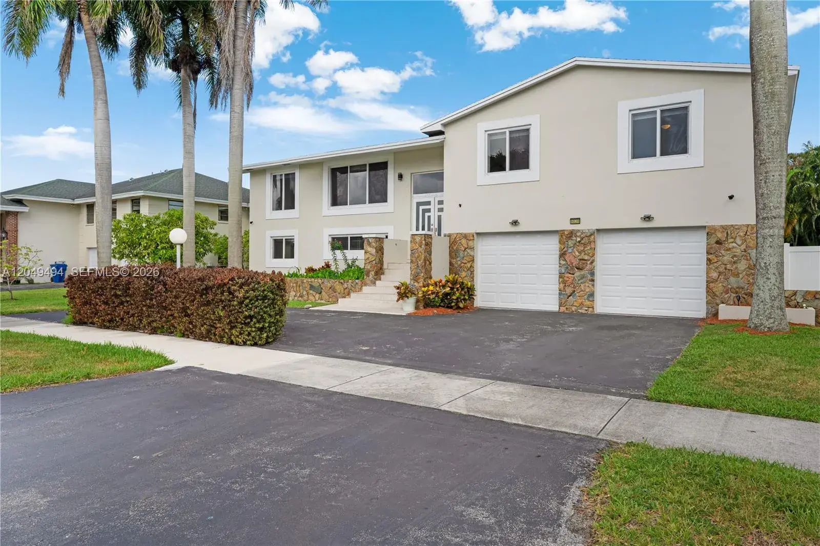 8020 SW 198th St, Cutler Bay FL 33189