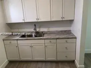 30 S Shore Dr # 6, Miami Beach FL 33141