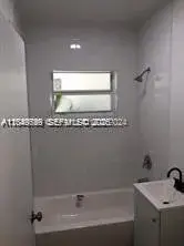 30 S Shore Dr # 6, Miami Beach FL 33141
