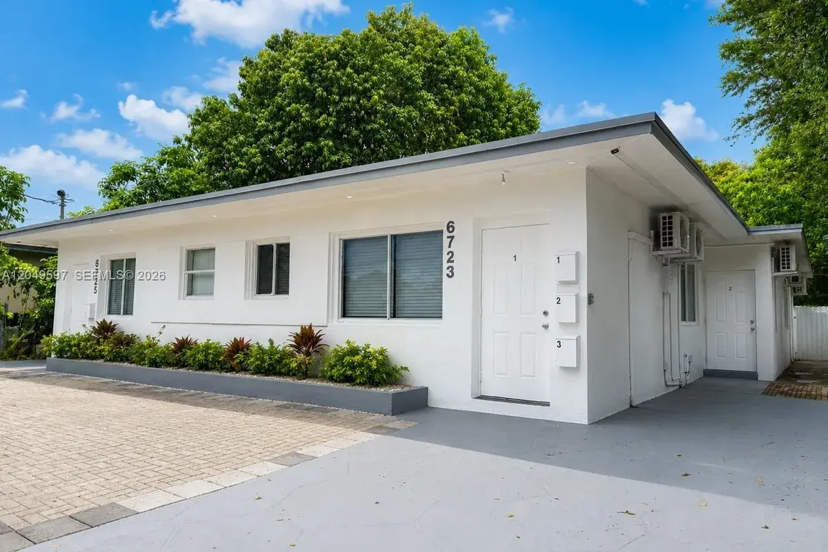 6723 NE Miami Pl # 6725, Miami FL 33138
