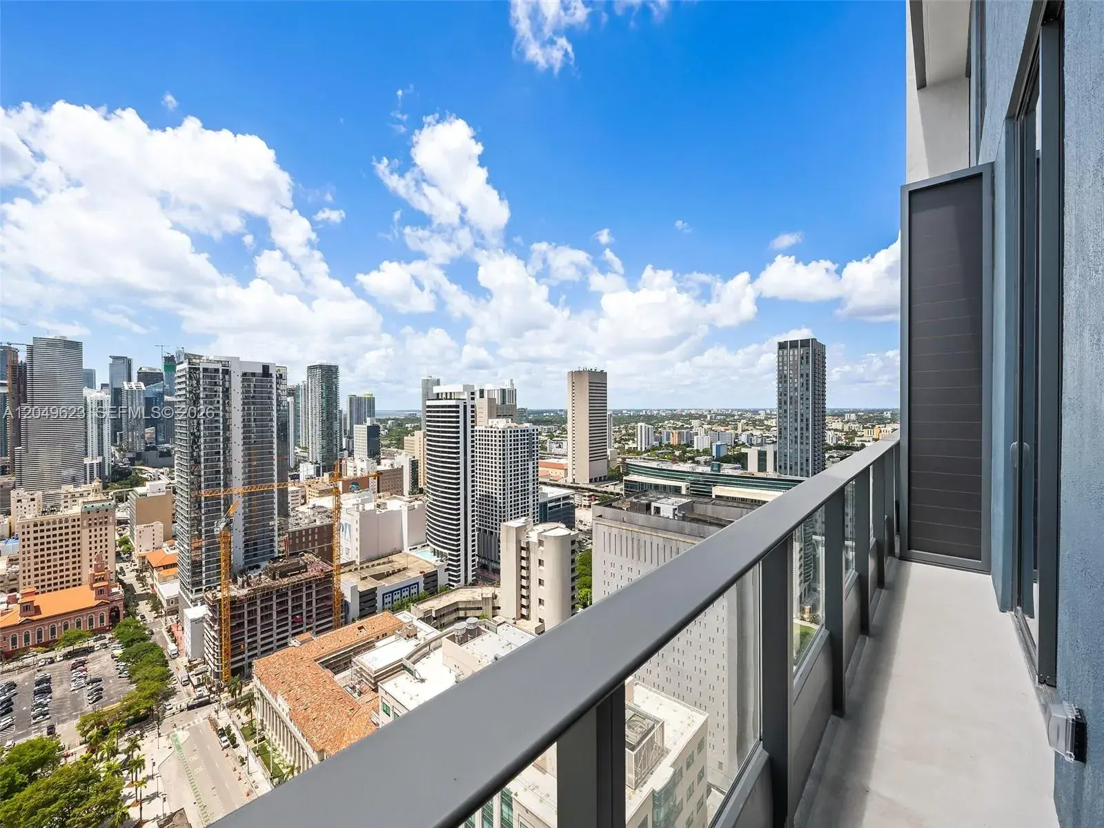 121 NE 5th St # 3703, Miami FL 33132