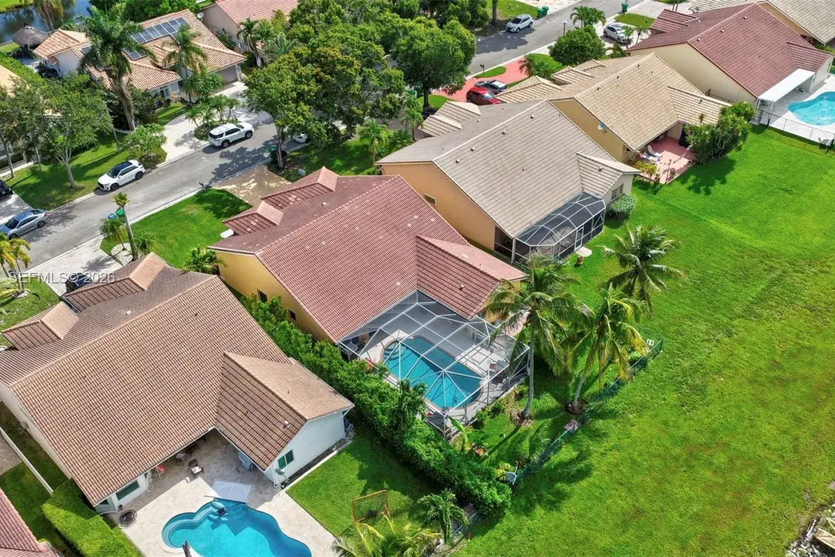 12436 SW 1st St, Coral Springs FL 33071
