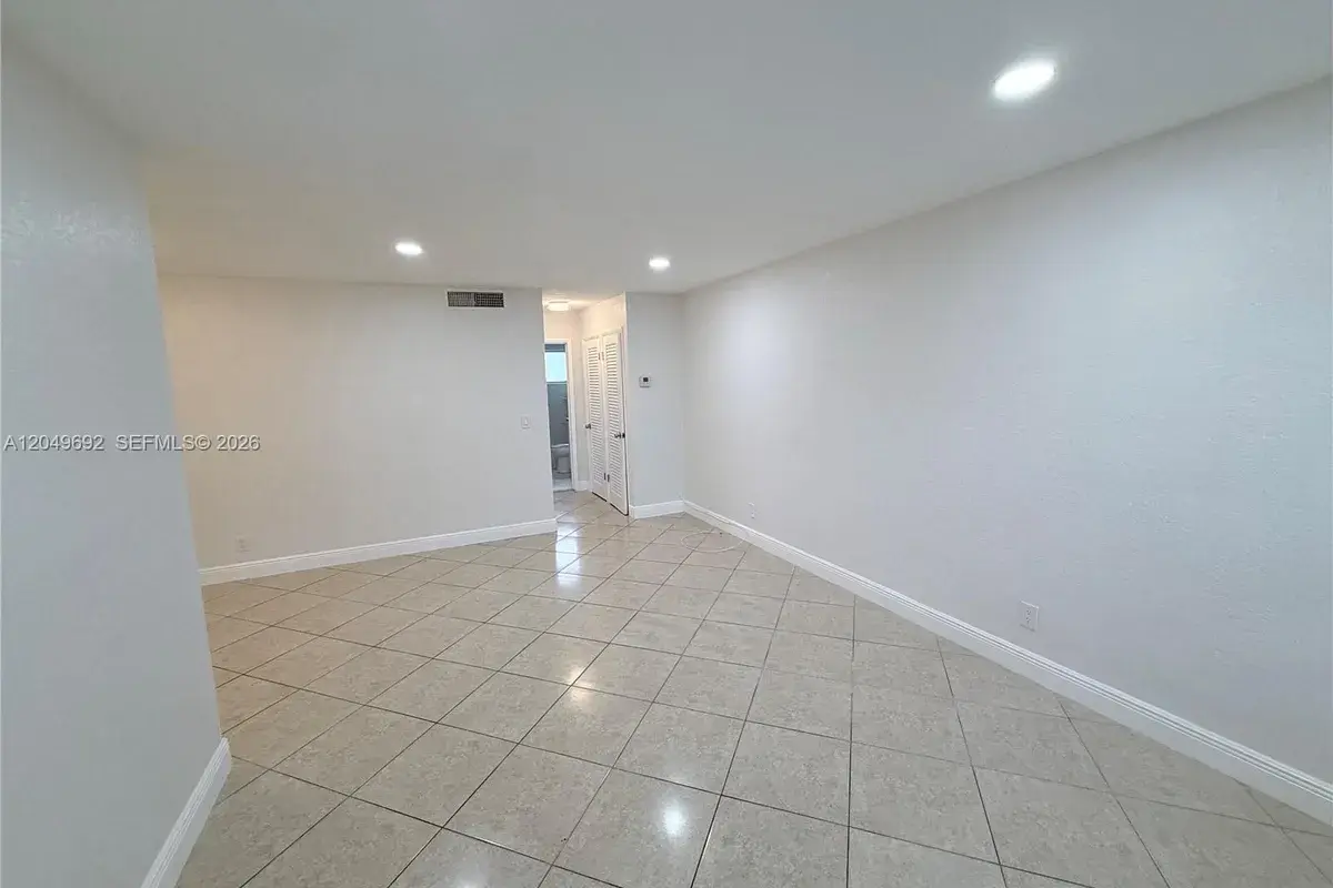 1328 Wiley St # 207, Hollywood FL 33019