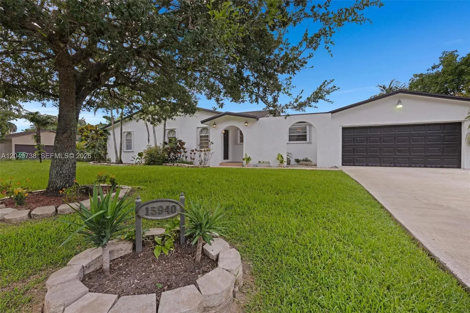 15940 SW 283rd St, Homestead FL 33033