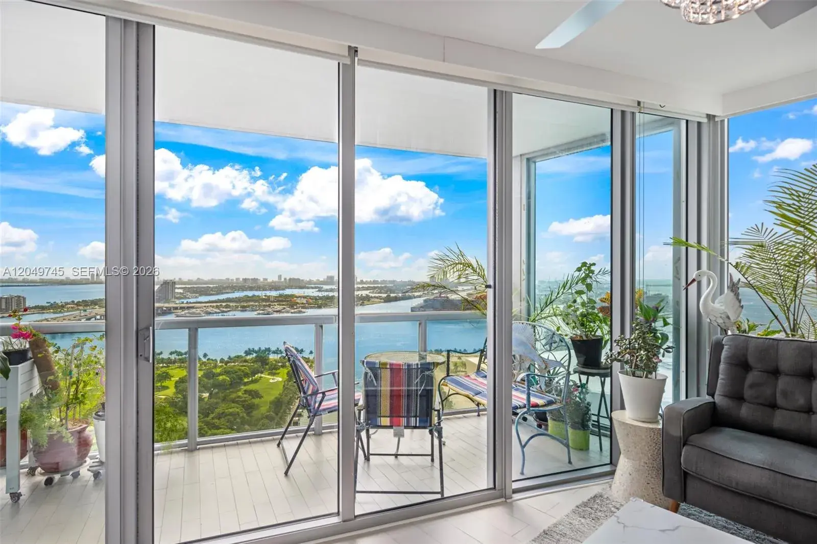 888 Biscayne Blvd # 2909, Miami FL 33132