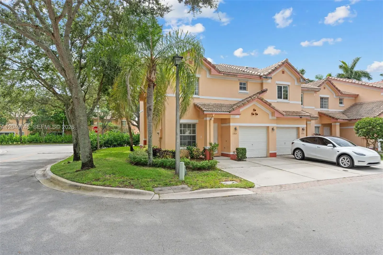 2303 SW 87th Ter, Miramar FL 33025