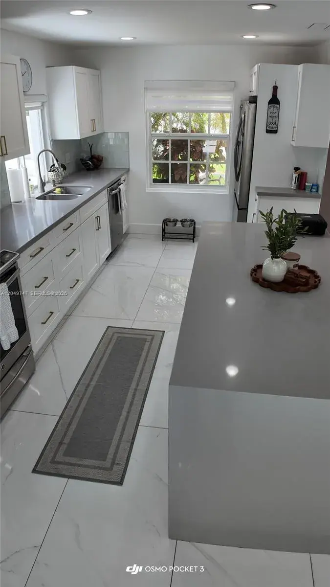 14605 SW 142nd Pl, Miami FL 33186
