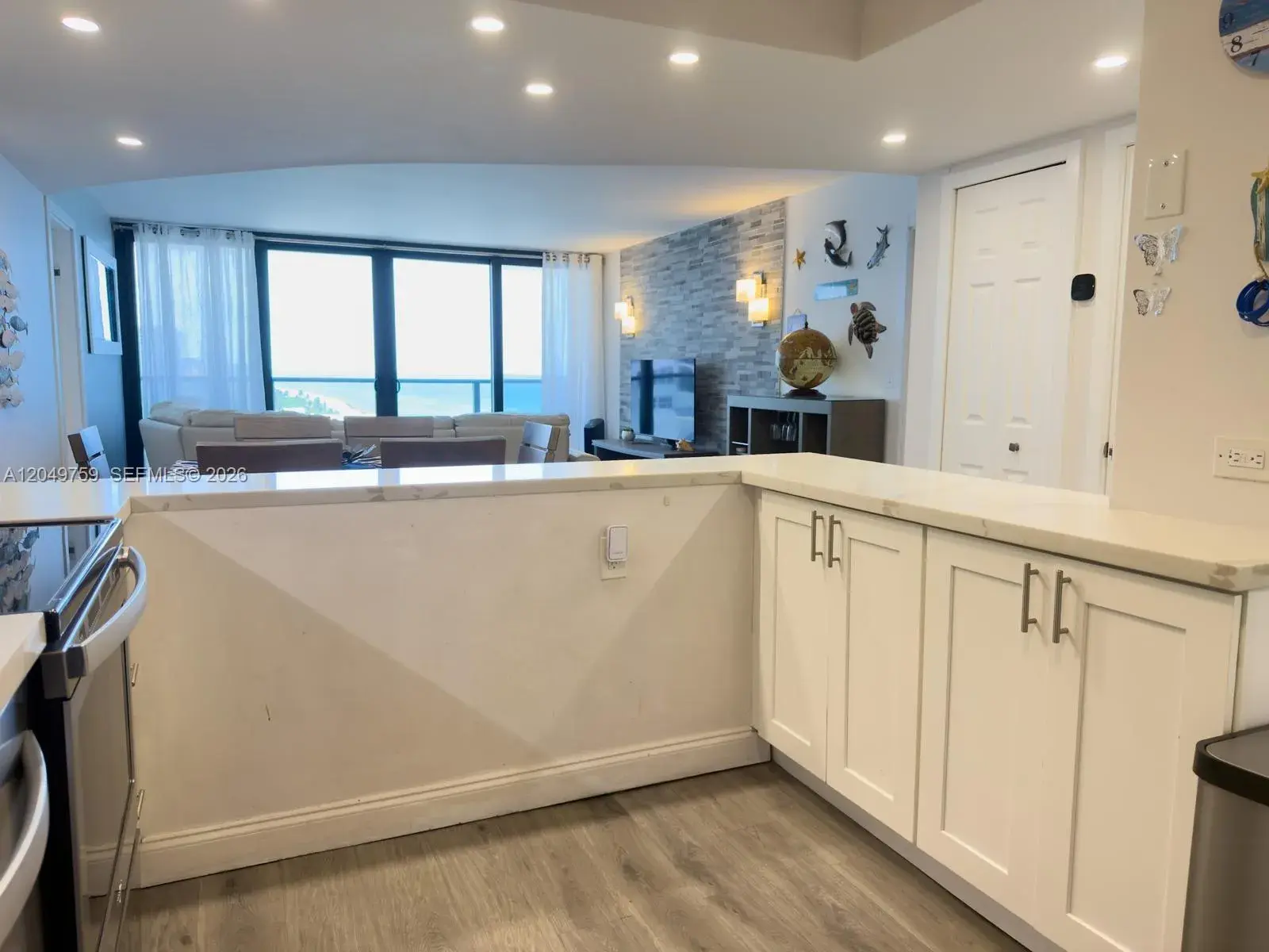 2301 S Ocean Dr # 1404, Hollywood FL 33019