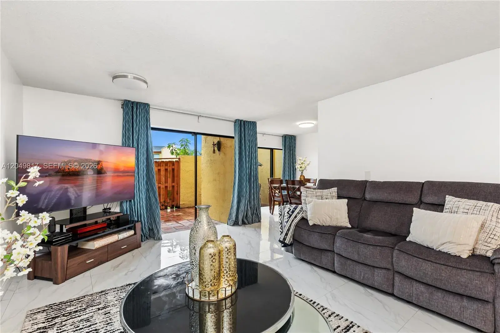 1580 NW 93rd Ave # 300, Pembroke Pines FL 33024