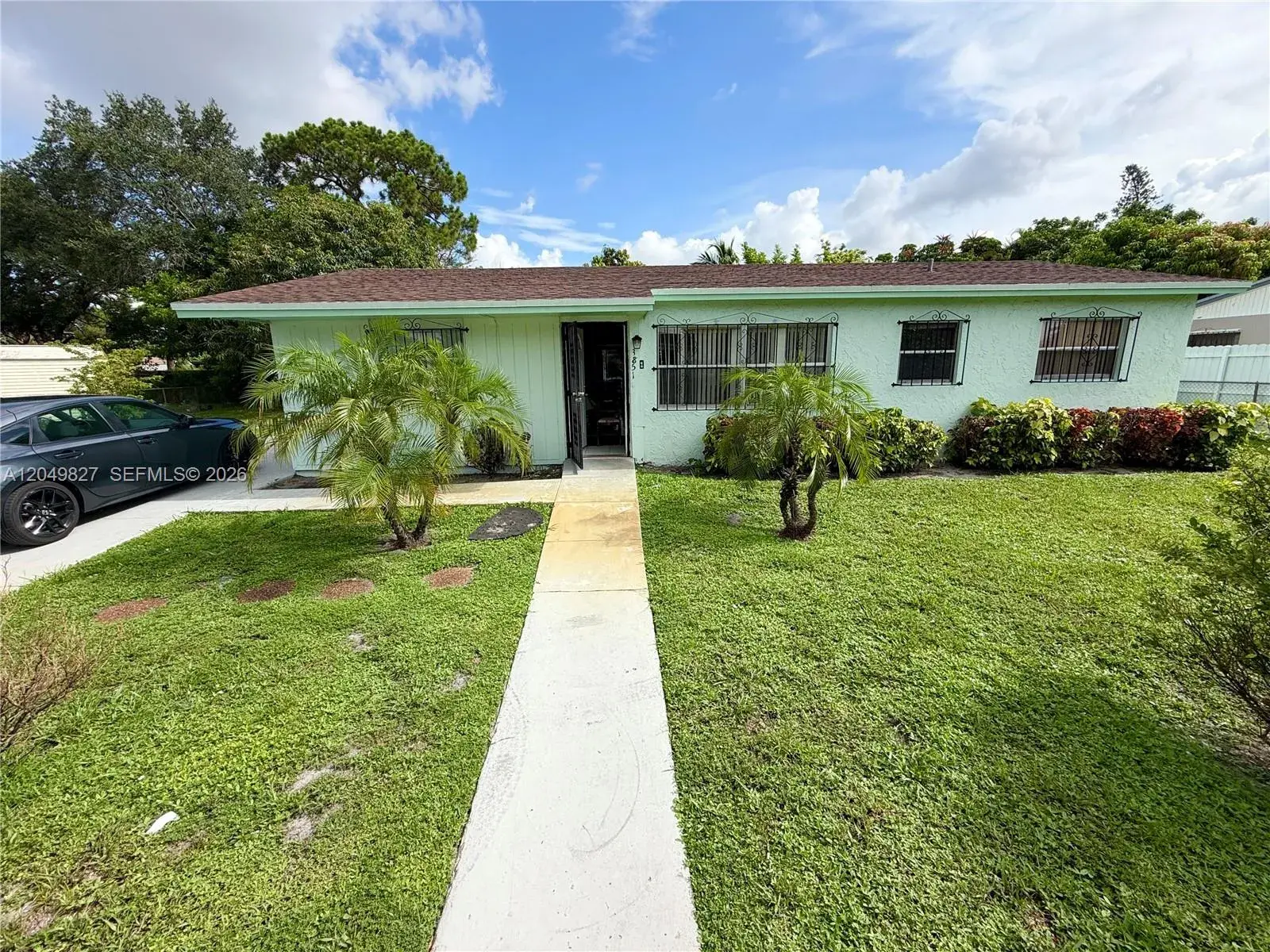 3851 NW 210th Ter, Miami Gardens FL 33055