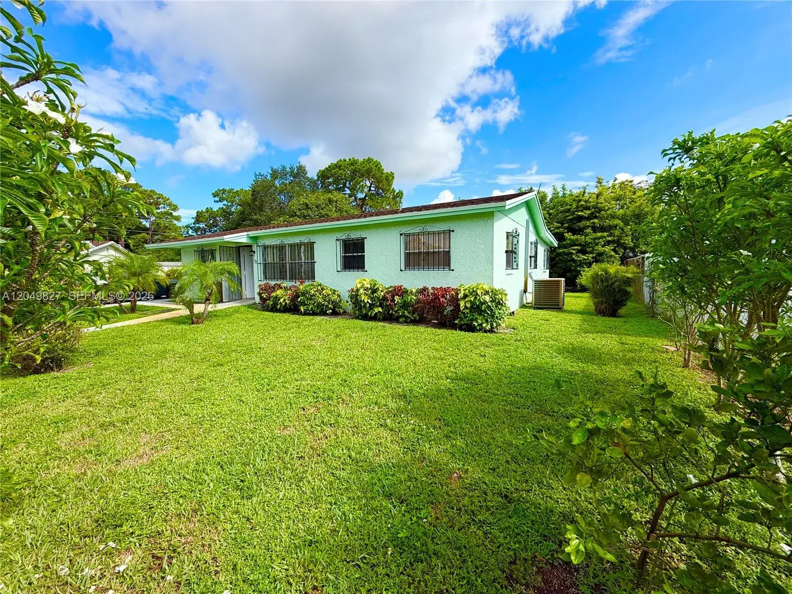 3851 NW 210th Ter, Miami Gardens FL 33055