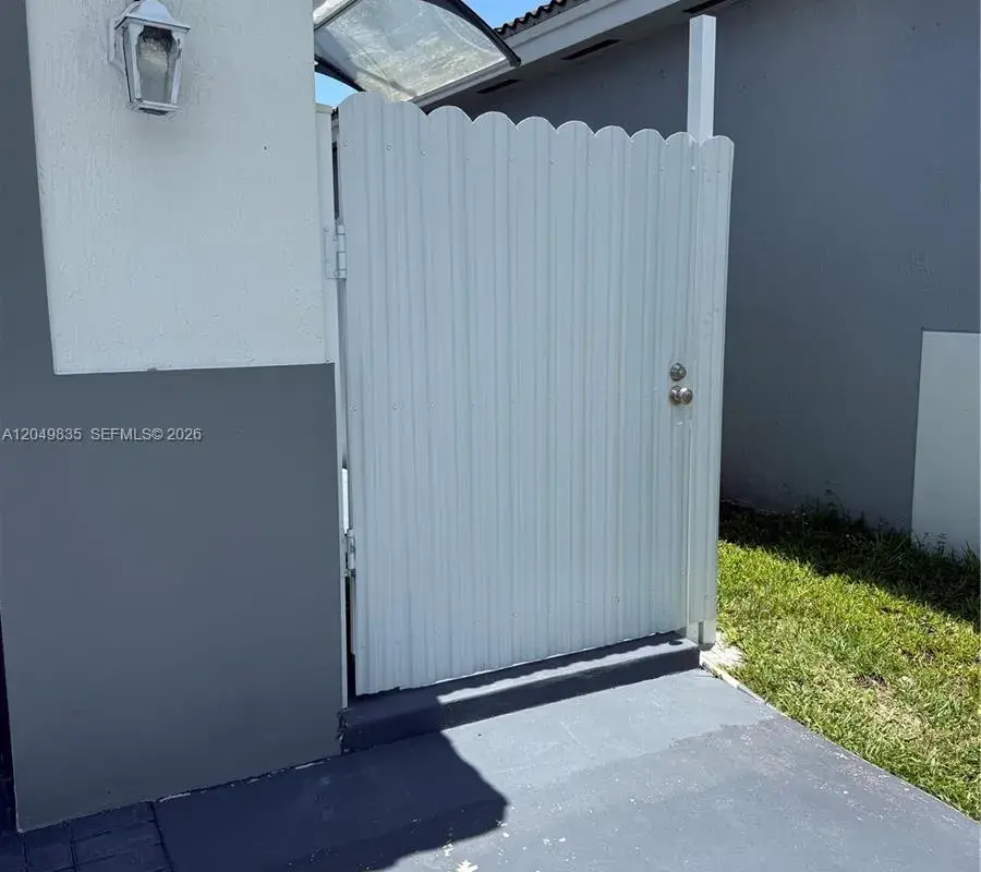 22581 SW 103rd Ct, Cutler Bay FL 33190